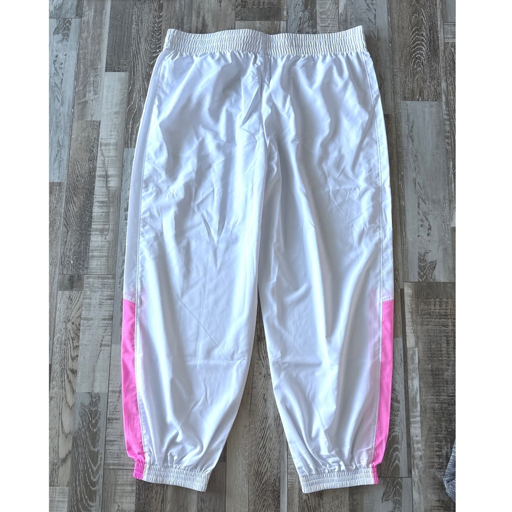 New Balance Relentless Woven Joggers Track Pants Athleisure White Streetwear New - Picture 2 of 8